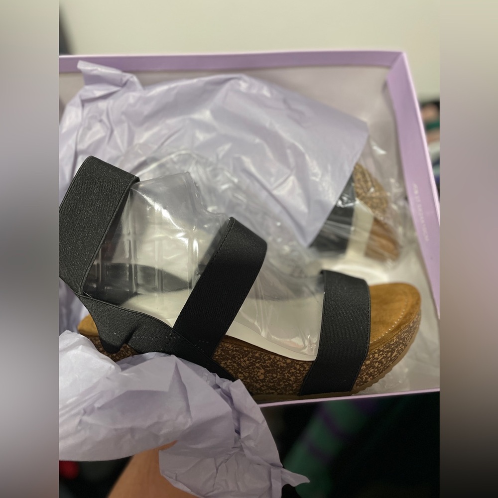 Madden girl wedges